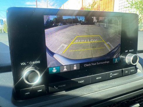 Used 2023 Honda Accord EX image 16