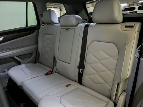 Certified 2026 Volkswagen Atlas SE AWD/4WD image 14