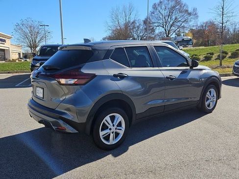 Used 2024 Nissan Kicks S image 8