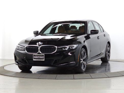 Used 2023 BMW 330i xDrive Sedan w/ Convenience Package AWD/4WD image 3