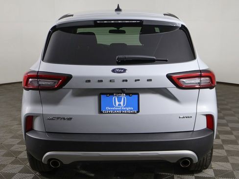 Used 2025 Ford Escape Active AWD/4WD image 10