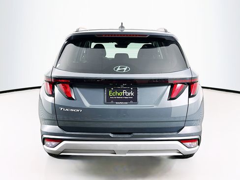 Used 2025 Hyundai Tucson SEL FWD image 7