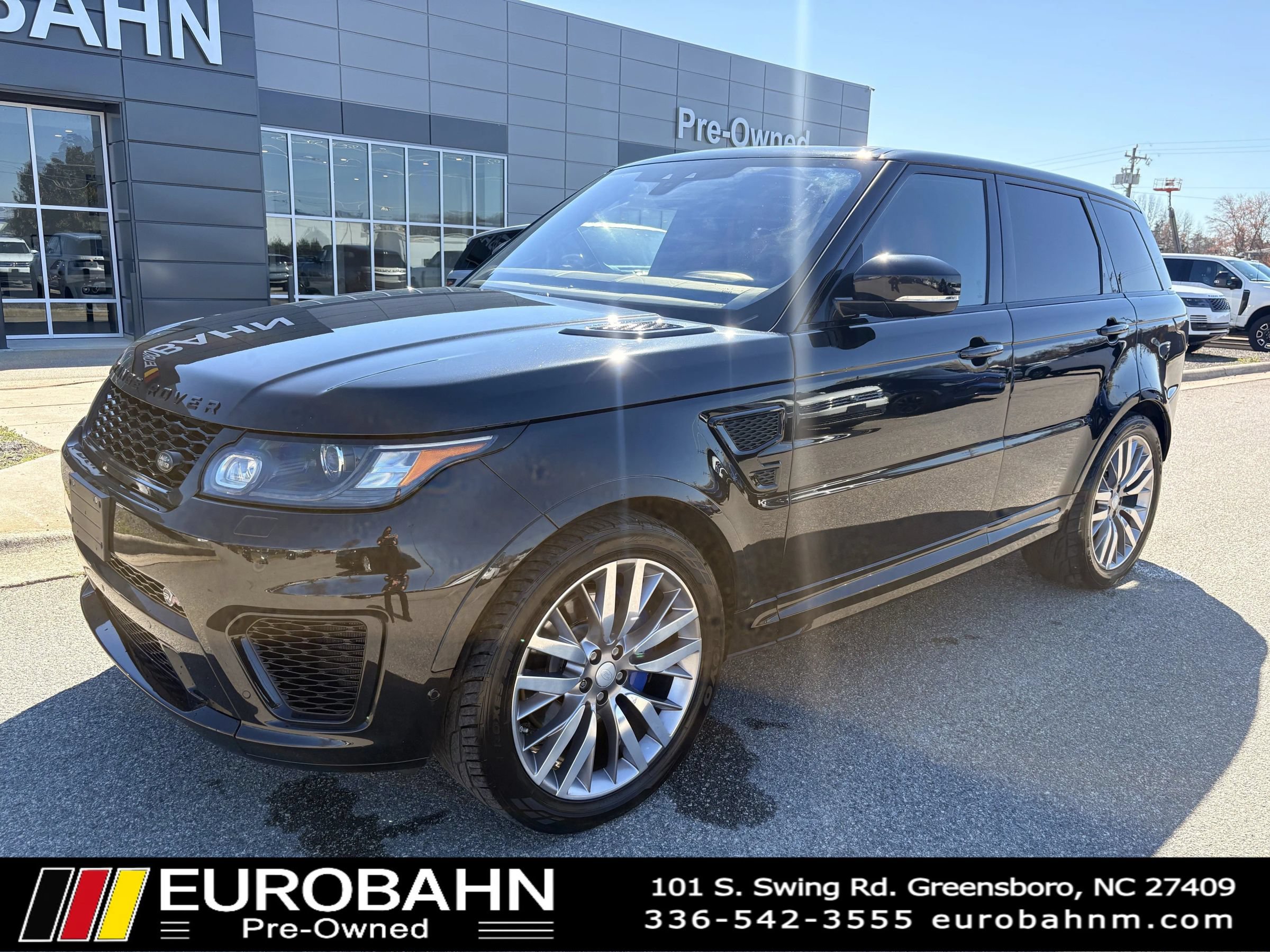 Used 2017 Land Rover Range Rover Sport SVR AWD/4WD image 27
