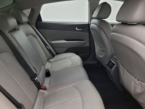 Used 2016 Kia Optima EX FWD image 19