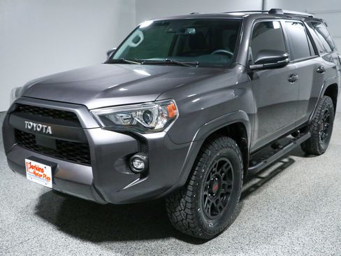 Used 2023 Toyota 4Runner SR5 Premium w/ Moonroof Package AWD/4WD image 32