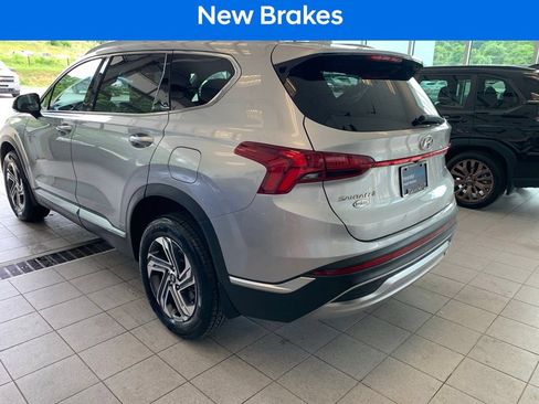 Certified 2023 Hyundai Santa Fe SEL w/ Premium Package AWD/4WD image 9