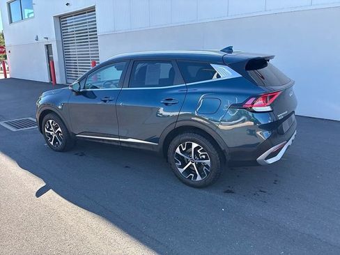 Used 2024 Kia Sportage EX AWD/4WD image 17