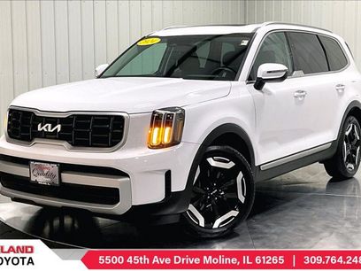 Used 2024 Kia Telluride S w/ S Sunroof Package