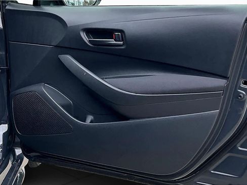 Certified 2023 Toyota Corolla LE image 21