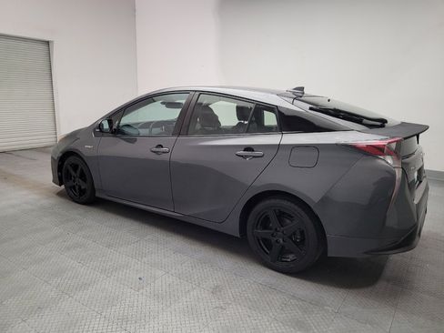Used 2016 Toyota Prius Two FWD image 3