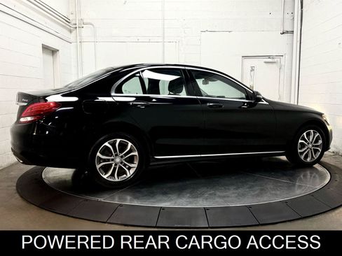 Used 2017 Mercedes-Benz C 300 4MATIC Sedan image 9