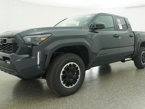 New 2026 Toyota Tacoma TRD Off-Road AWD/4WD image 3