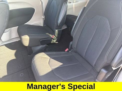 Used 2023 Chrysler Voyager LX FWD image 29