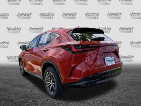Used 2025 Lexus NX 250 FWD w/ Towing Package (2000 Lbs) image 8