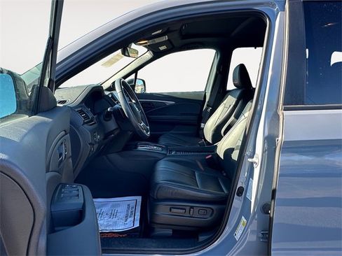 Used 2023 Honda Passport TrailSport image 9