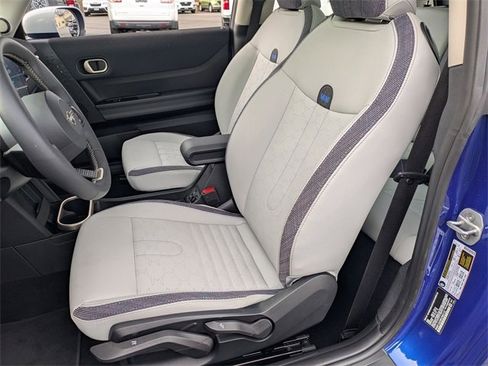 Used 2025 MINI Cooper 2-Door Hardtop image 14