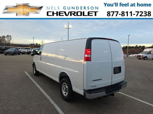 New 2025 Chevrolet Express 3500 Extended w/ Driver Convenience Package image 4