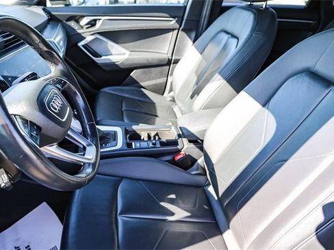 Used 2023 Audi Q3 2.0T Premium image 16