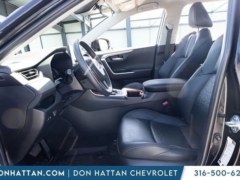 Used 2024 Toyota RAV4 Adventure AWD/4WD image 3