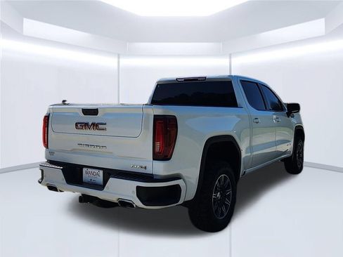 Used 2025 GMC Sierra 1500 AT4 AWD/4WD image 5