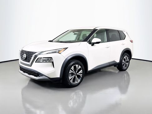 Used 2021 Nissan Rogue SV AWD/4WD image 4