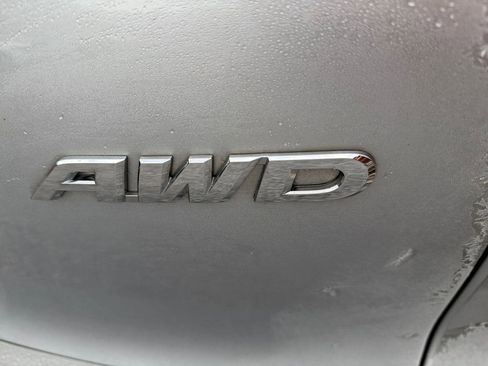 Used 2015 Honda CR-V LX image 12