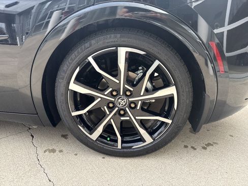 New 2026 Toyota Prius Plug-In Hybrid image 23