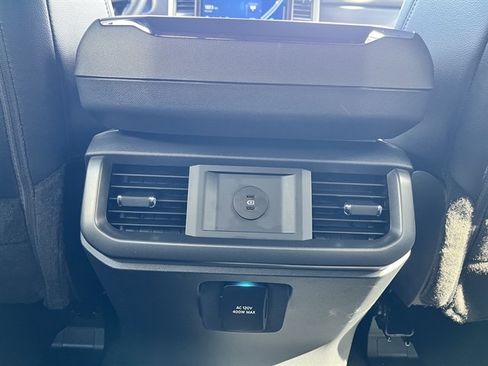 Used 2025 Ford F150 Lariat AWD/4WD image 48