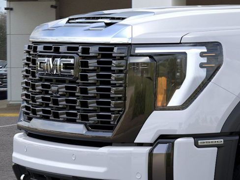 New 2026 GMC Sierra 3500 Denali Ultimate image 13