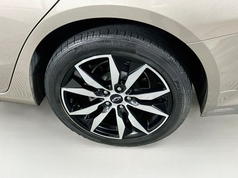 Used 2022 Chevrolet Malibu RS FWD image 11