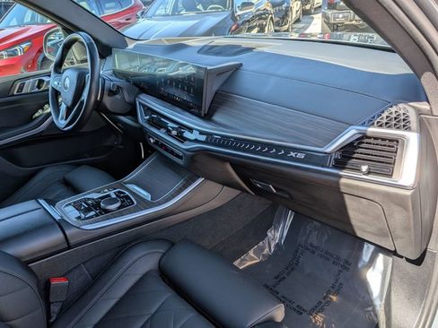 Certified 2024 BMW X5 xDrive50e w/ Premium Package image 23