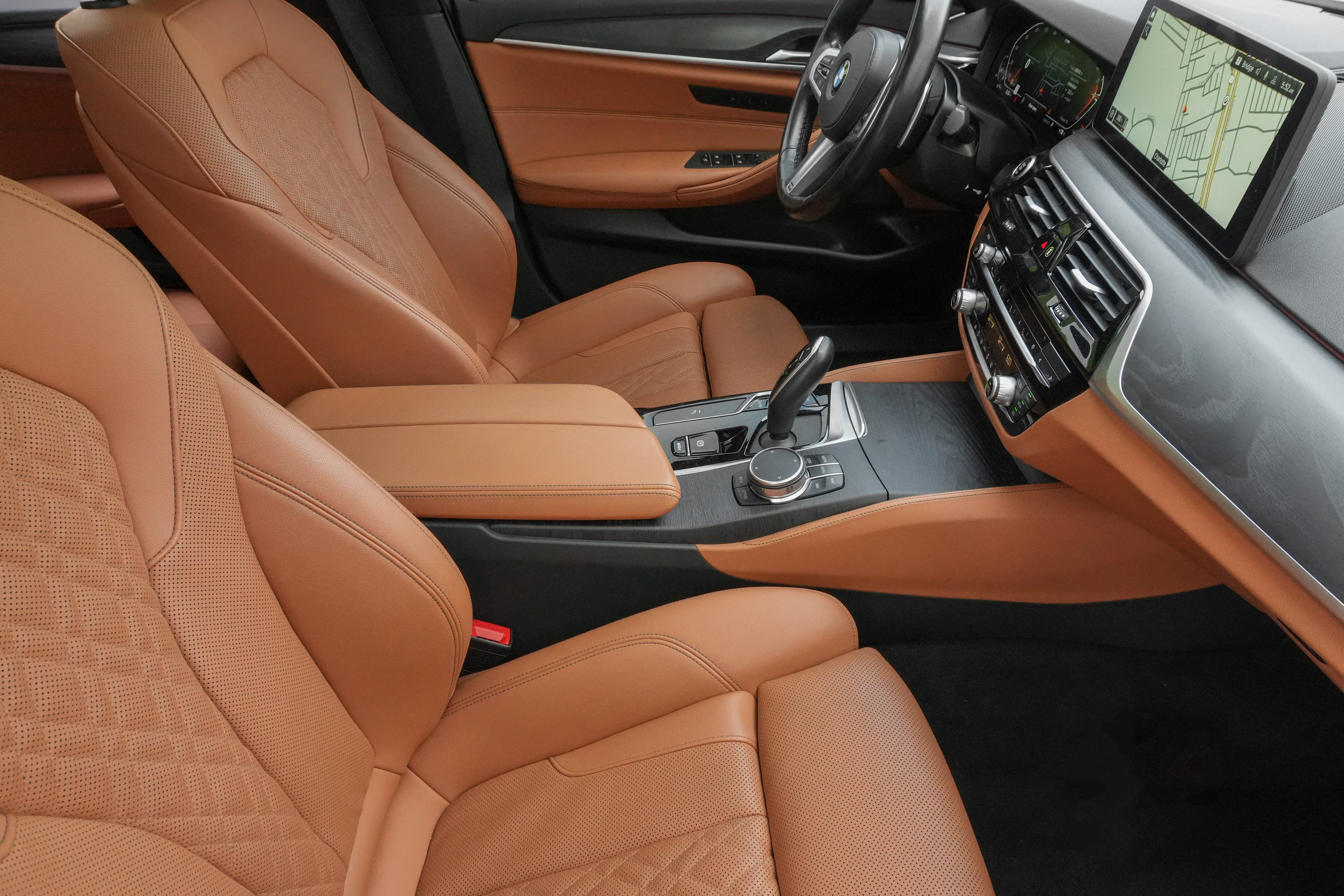 Certified 2023 BMW 540i w/ M Sport Package RWD image 13