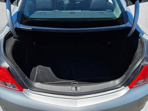 Used 2011 Buick Regal CXL w/ RL3 Preferred Equipment Group FWD image 6