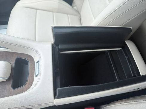 Used 2021 Mercedes-Benz GLE 350 4MATIC image 19