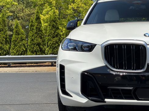 Used 2026 BMW X5 M60i w/ Climate Comfort Package AWD/4WD image 19
