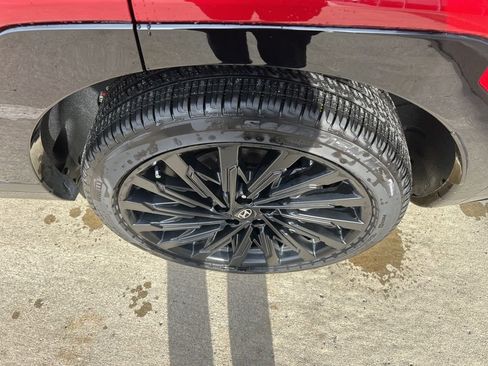 Used 2025 Hyundai Santa Fe Calligraphy image 28