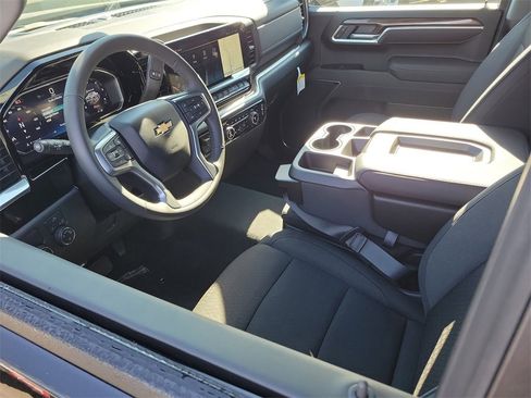 New 2026 Chevrolet Silverado 1500 LT image 3