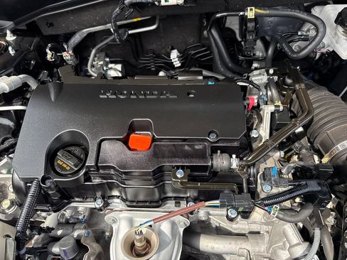 Certified 2025 Honda HR-V Sport image 40