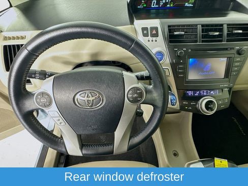 Used 2014 Toyota Prius V Five image 12