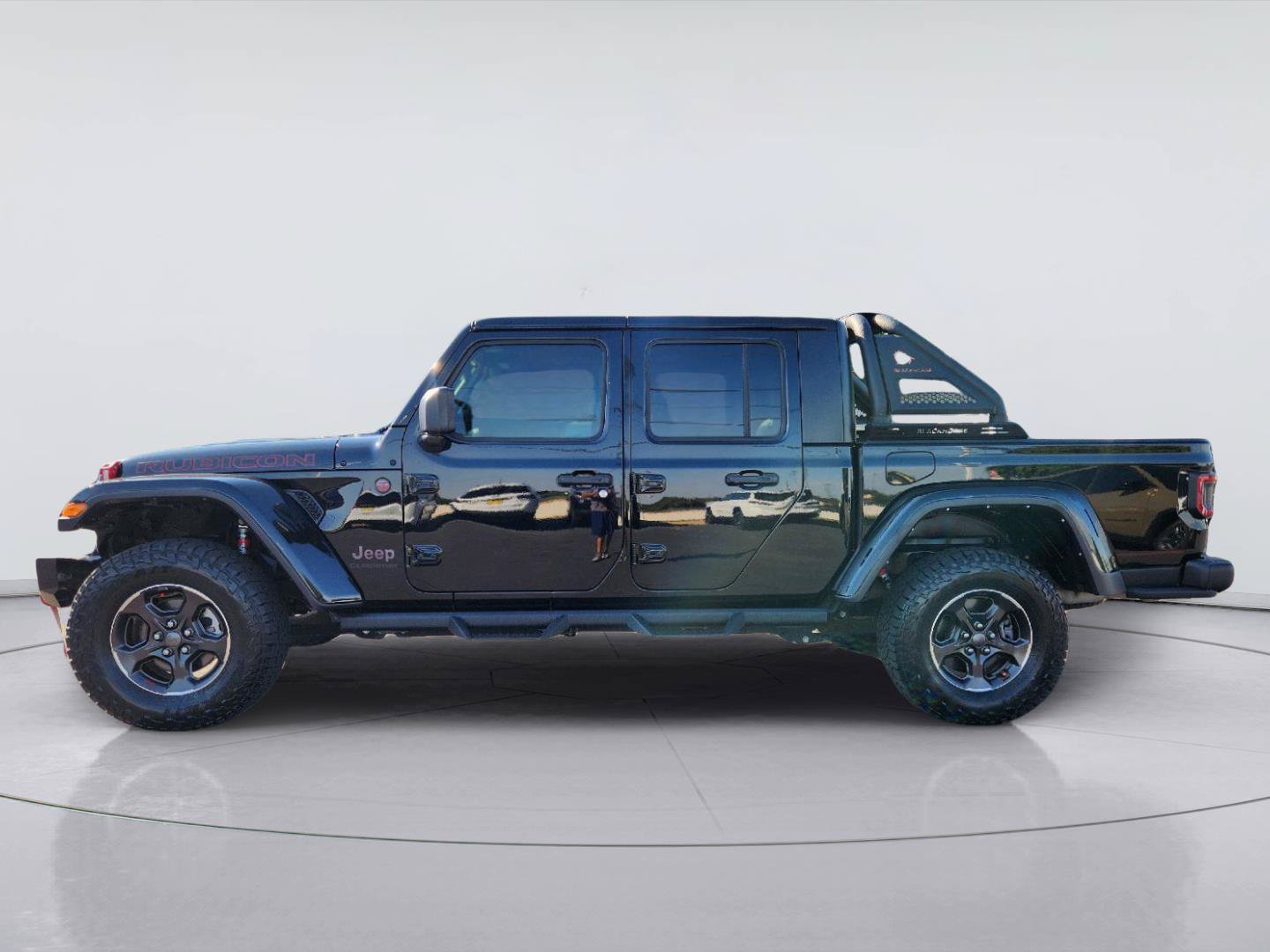 Used 2022 Jeep Gladiator Rubicon w/ Trailer Tow Package AWD/4WD image 4