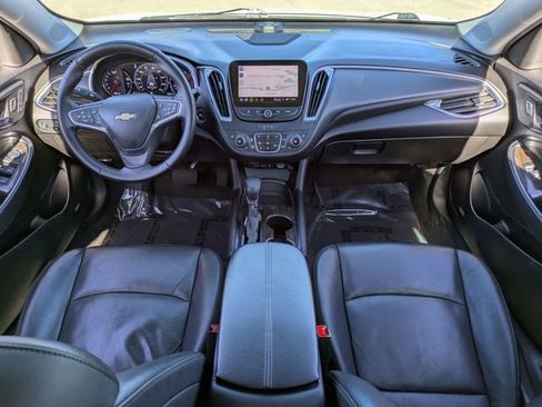 Used 2024 Chevrolet Malibu LT FWD image 14