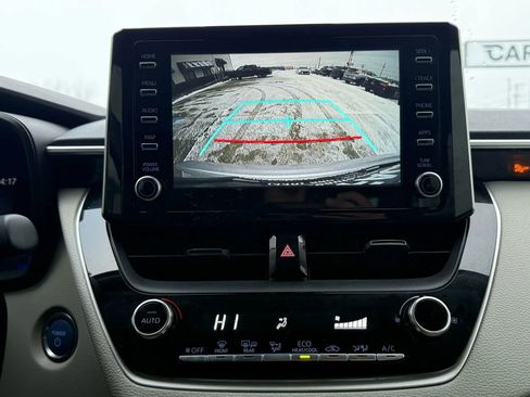 Used 2020 Toyota Corolla LE image 33