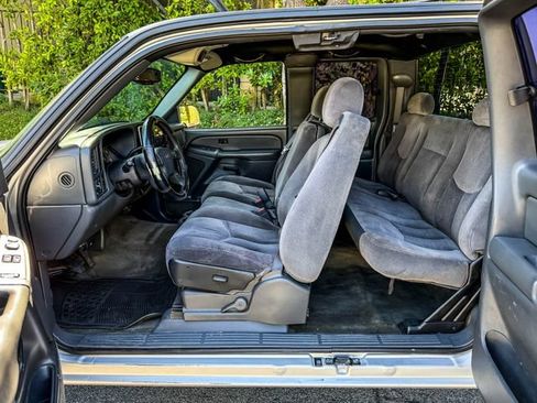 Used 2004 GMC Sierra 1500 SLE w/ Light Duty Power Package RWD image 8