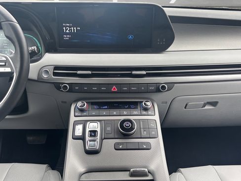 Used 2024 Hyundai Palisade SEL image 3