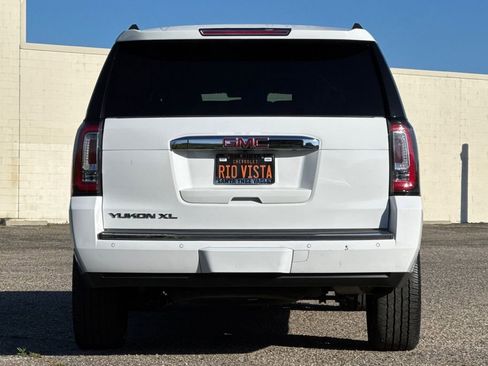Used 2020 GMC Yukon XL Denali w/ Denali Premium Package AWD/4WD image 5