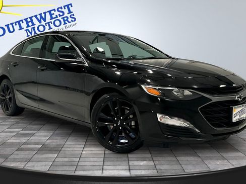 Used 2024 Chevrolet Malibu LT w/ Midnight Edition FWD image 3