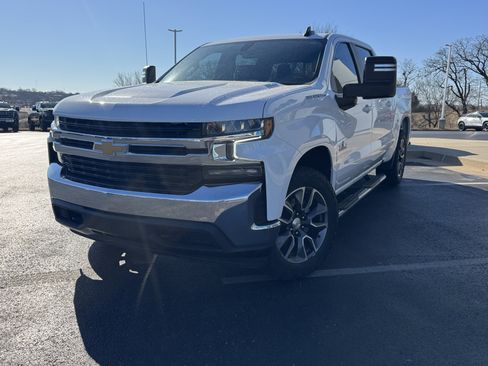 Used 2021 Chevrolet Silverado 1500 LT w/ Texas Edition Plus image 2