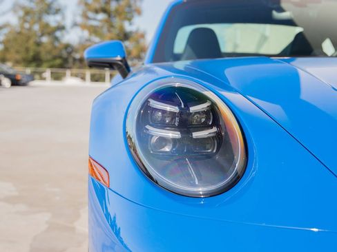 Certified 2025 Porsche 911 Carrera S image 24