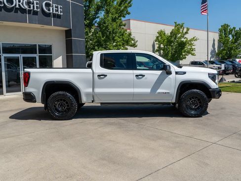 Certified 2024 GMC Sierra 1500 AT4X w/ AT4X AEV Edition AWD/4WD image 8