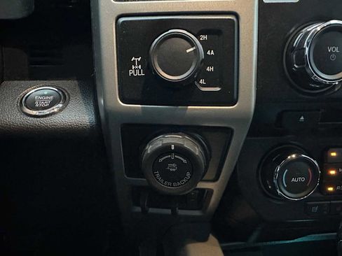 Used 2017 Ford F150 Lariat image 28